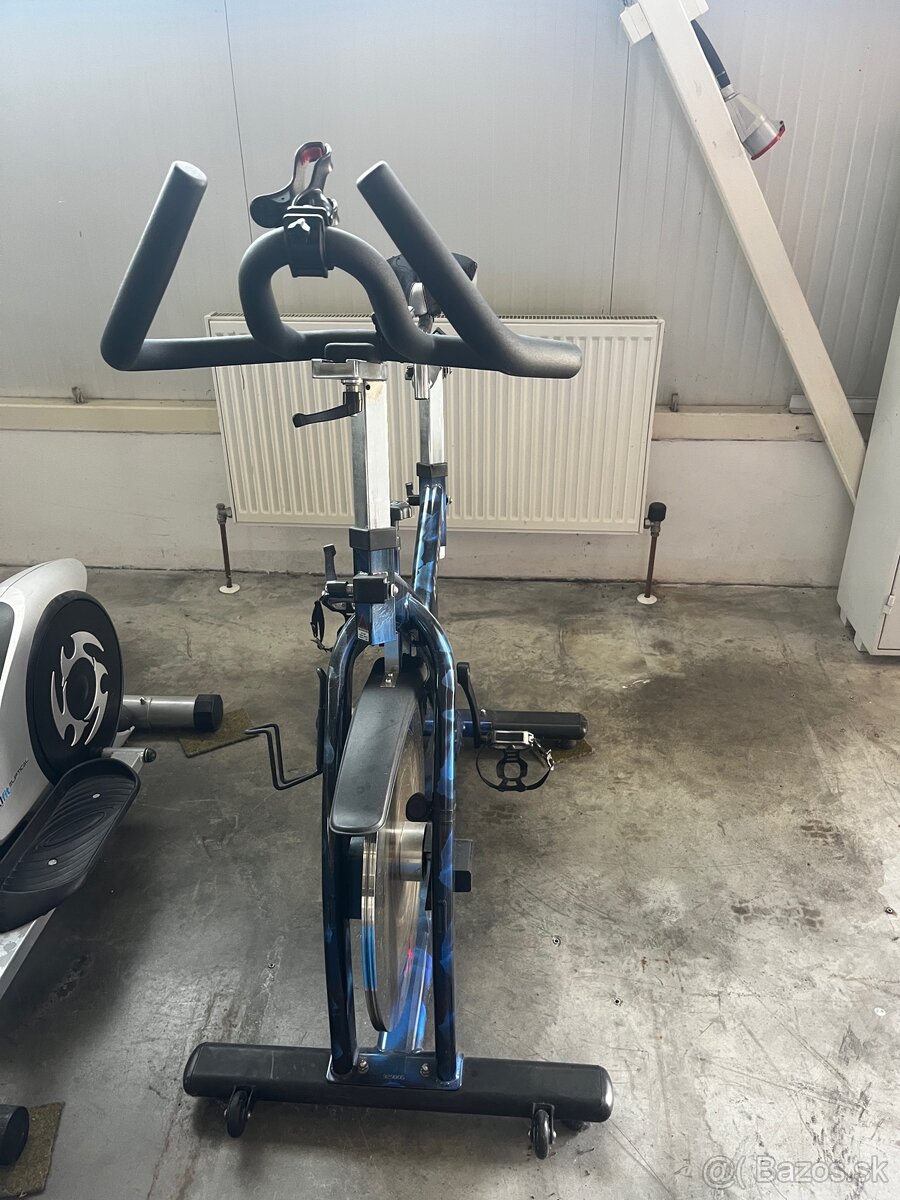 Spinningový bicykel MASTER X-24 - 2