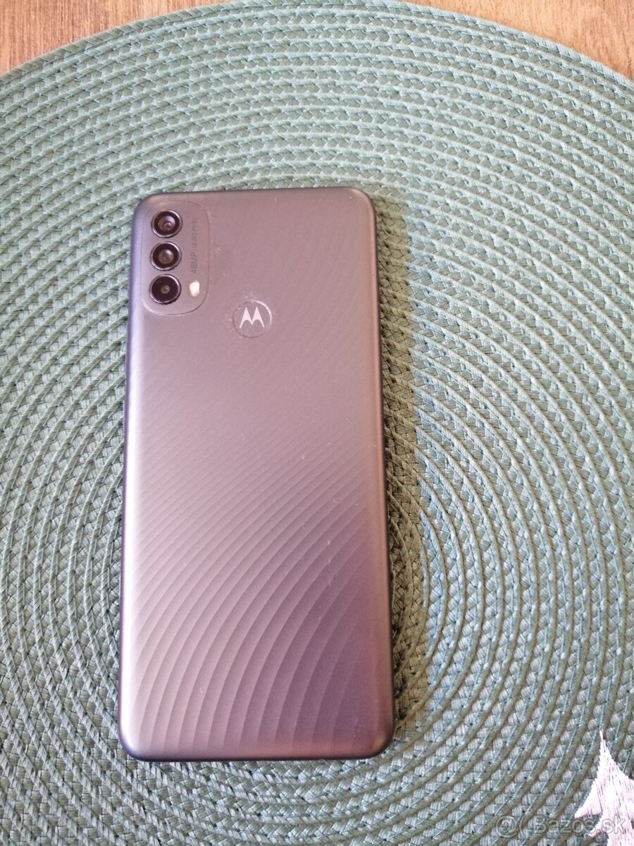 Motorola Moto e40 - 2