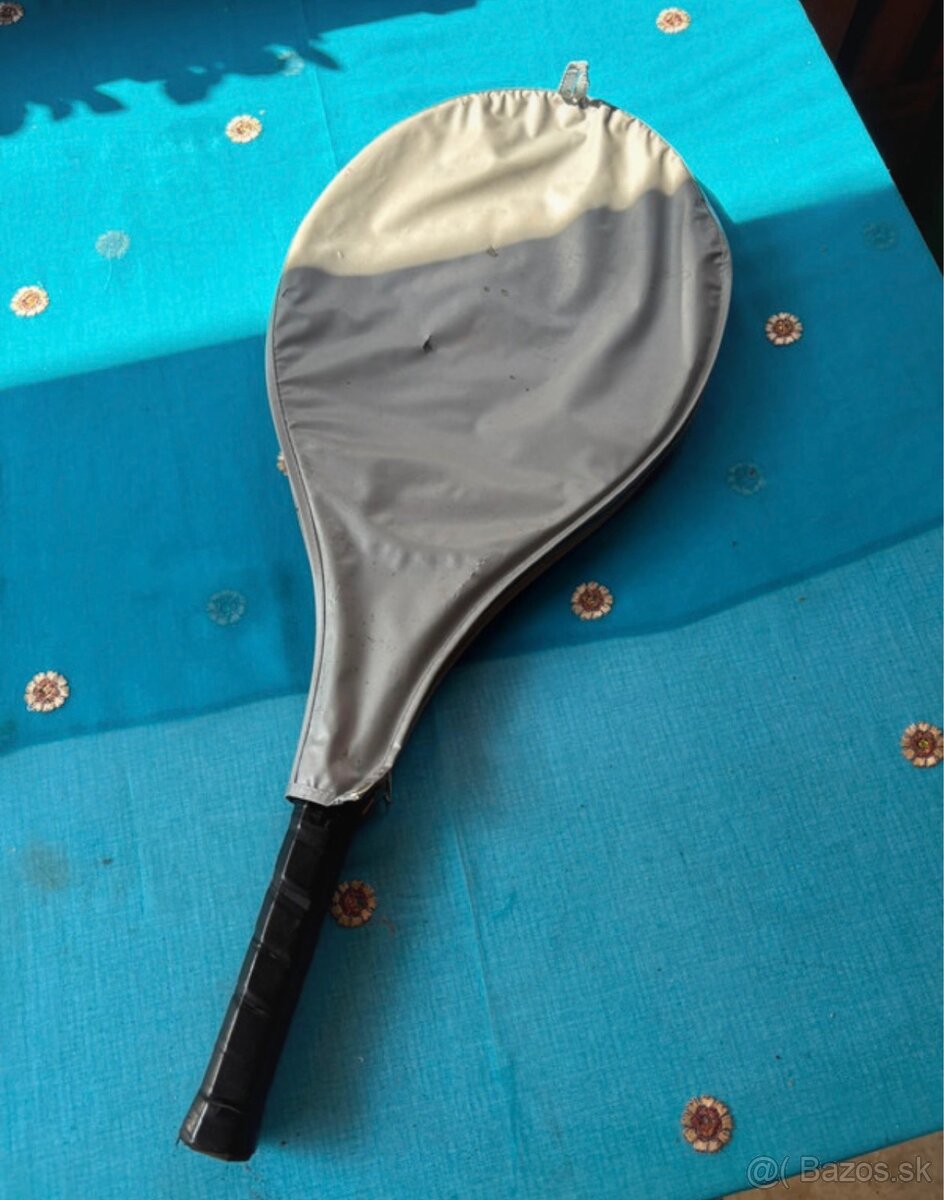 Tenisová raketa - 2