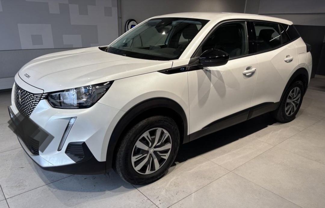 Peugeot e-2008 2022 e2008 E2008 E-2008 elektromobil - 2