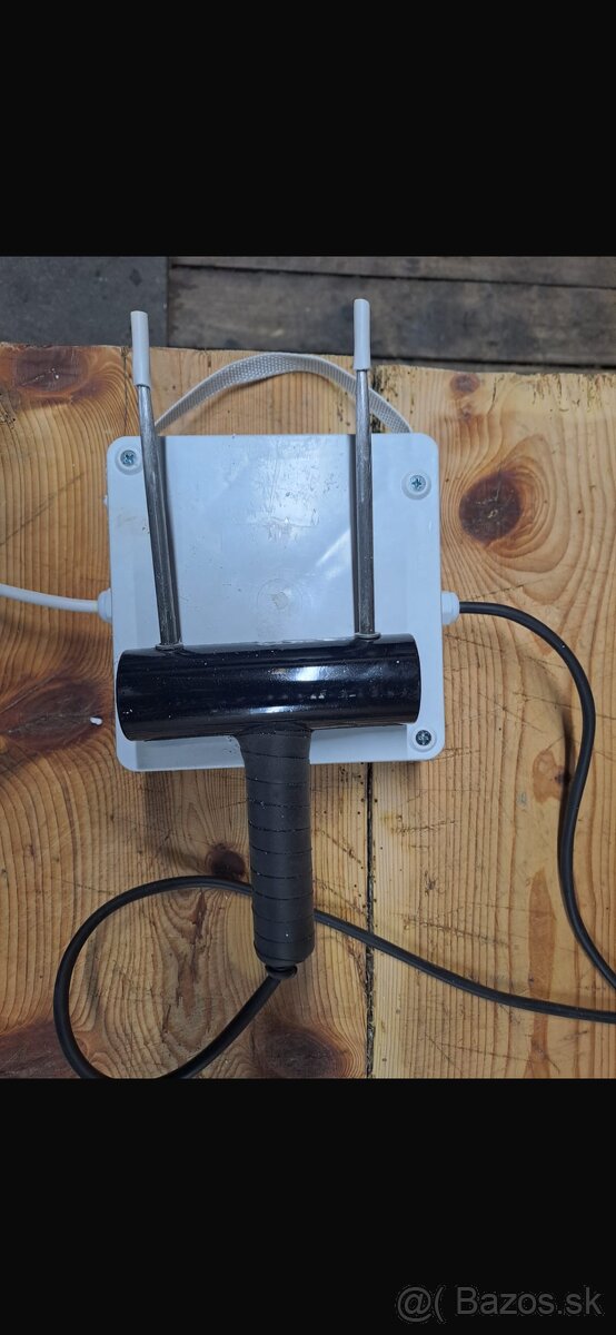 Elektrický omračovač ošípaných - 2