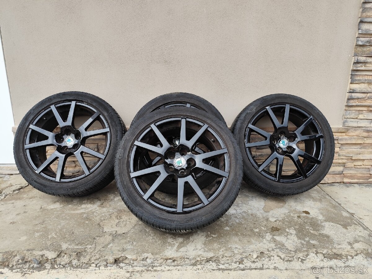 Octavia I RS spider R17" - 2