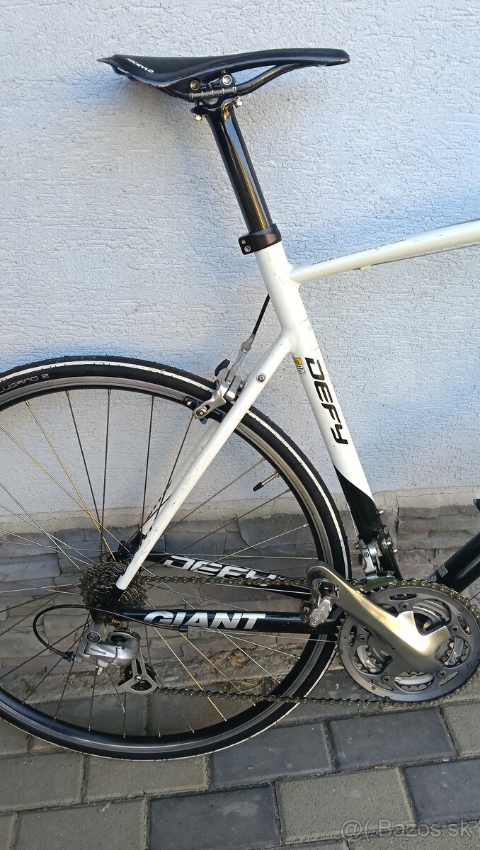 Giant Defy 4 - 2