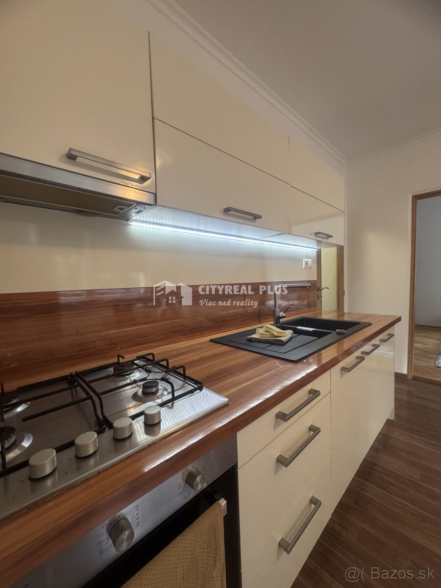 Ponúkame Vám na prenájom zariadený 1 izbový byt v meste Nové - 2