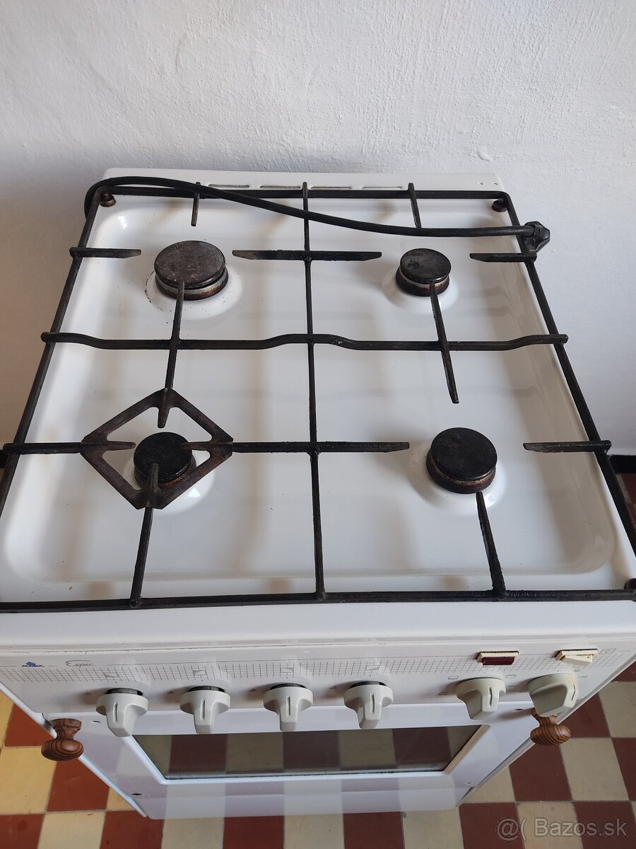 Predam plynovy sporak, elektrická rura - 2