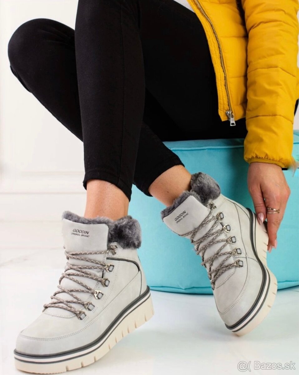 Dámske sivé traperky - 2