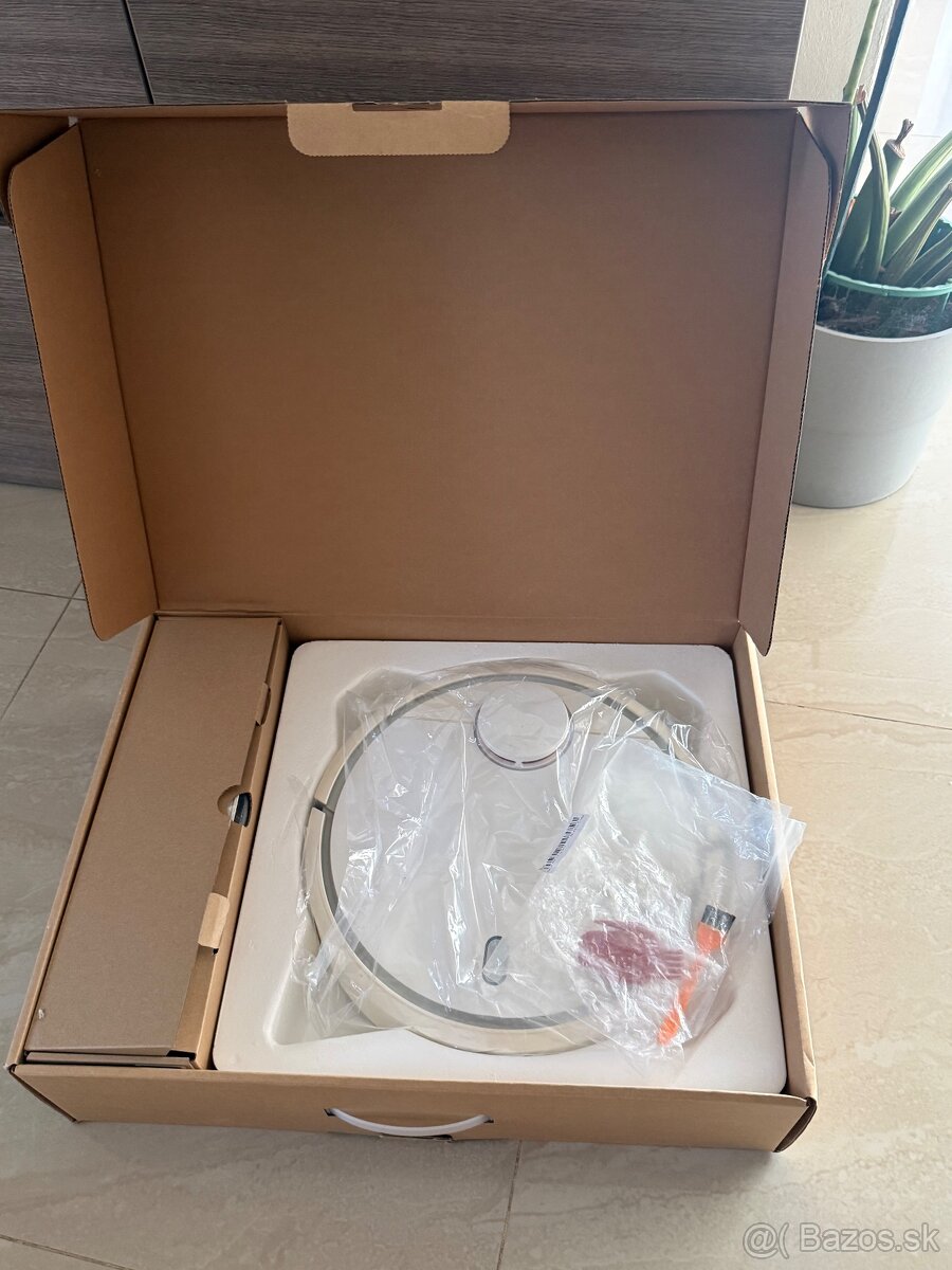 vysávač Xiaomi Mi Robot Vacuum EU. - 2