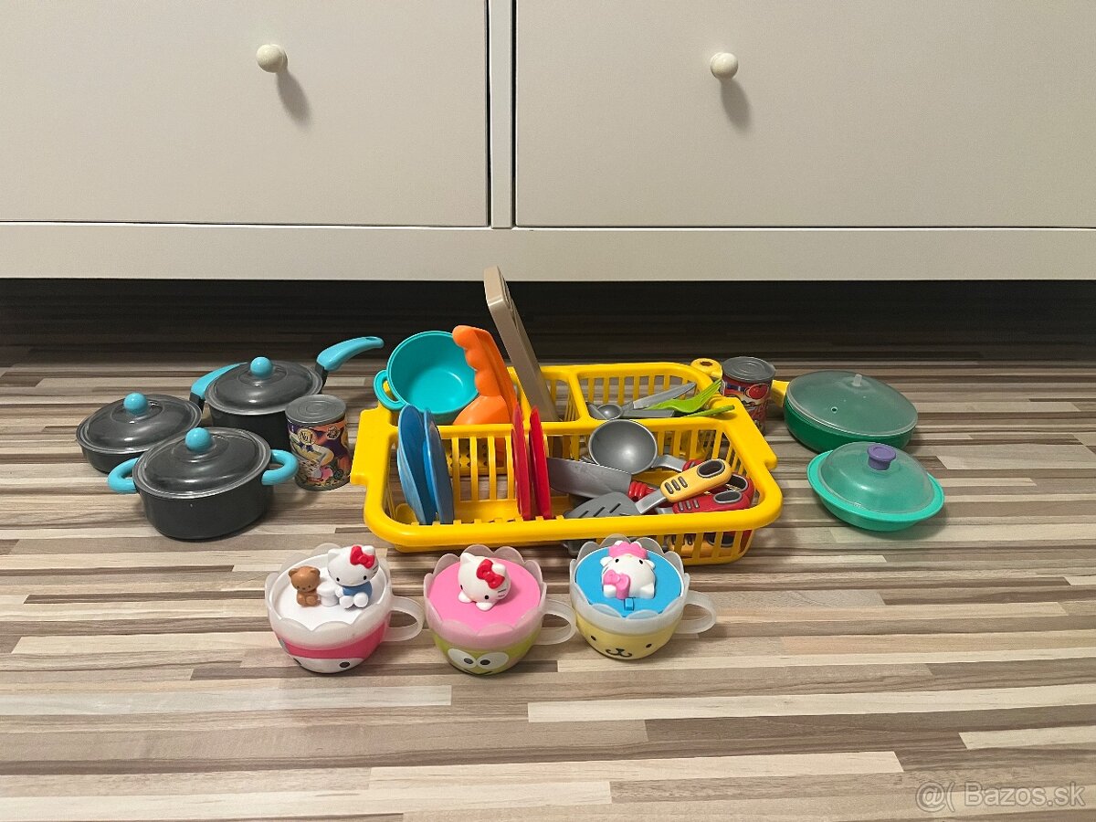 Kuchynka detska+prislusenstvo - 2