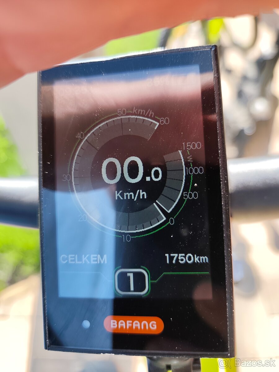 Crussis E largo 7.6 - 2