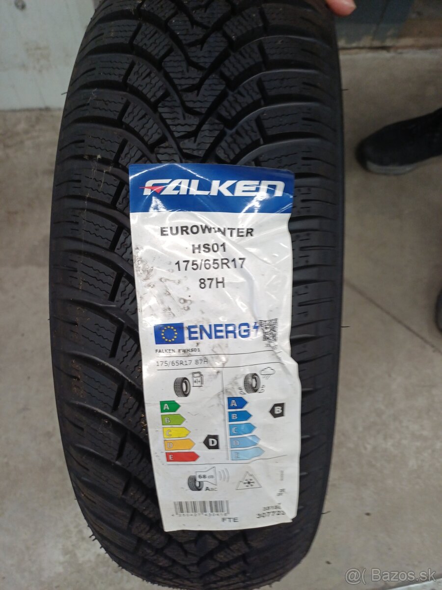 Zimne pneumatiky 175/65R17 - 2