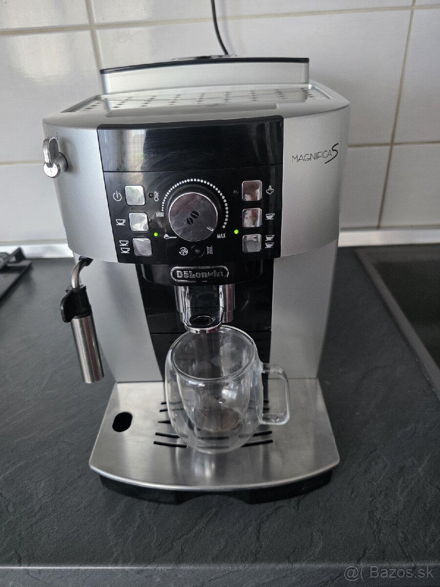Delonghi Magnifica S - 2