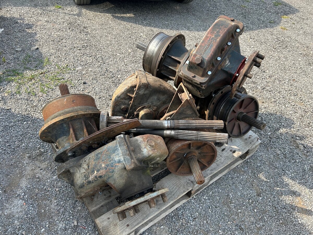 Predám reduktor portál Zetor major 67-77 - 2