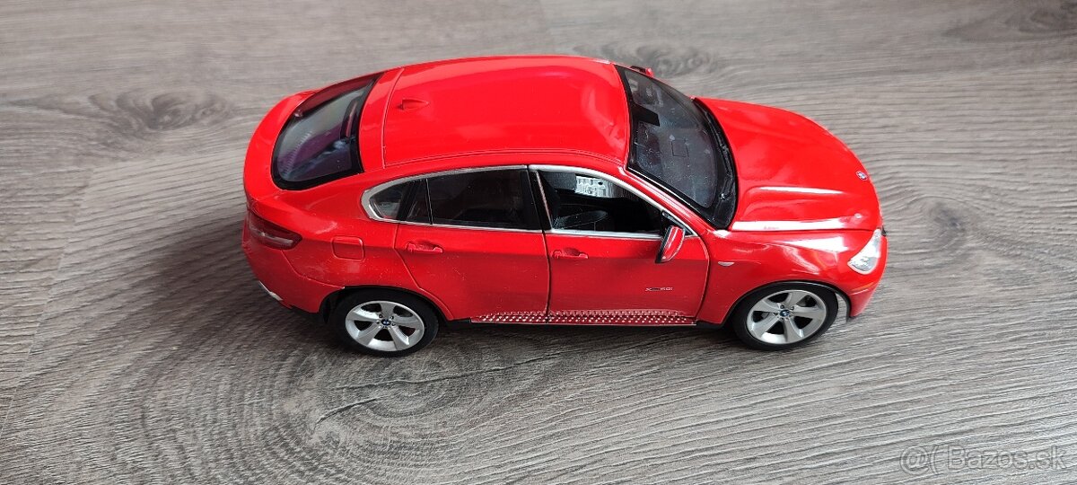 kovové modely mierka 1:24 - 2