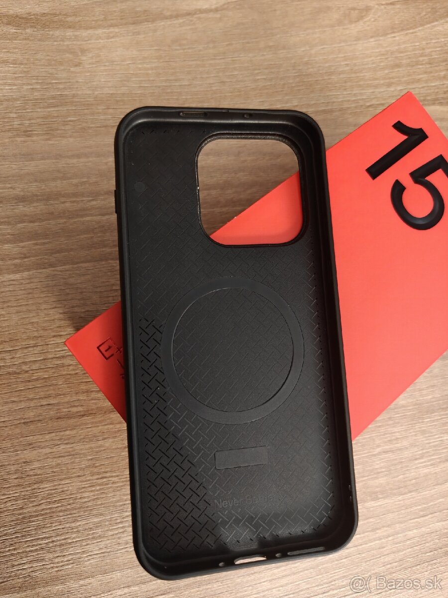 Oneplus 15 originál magnetický kryt - 2