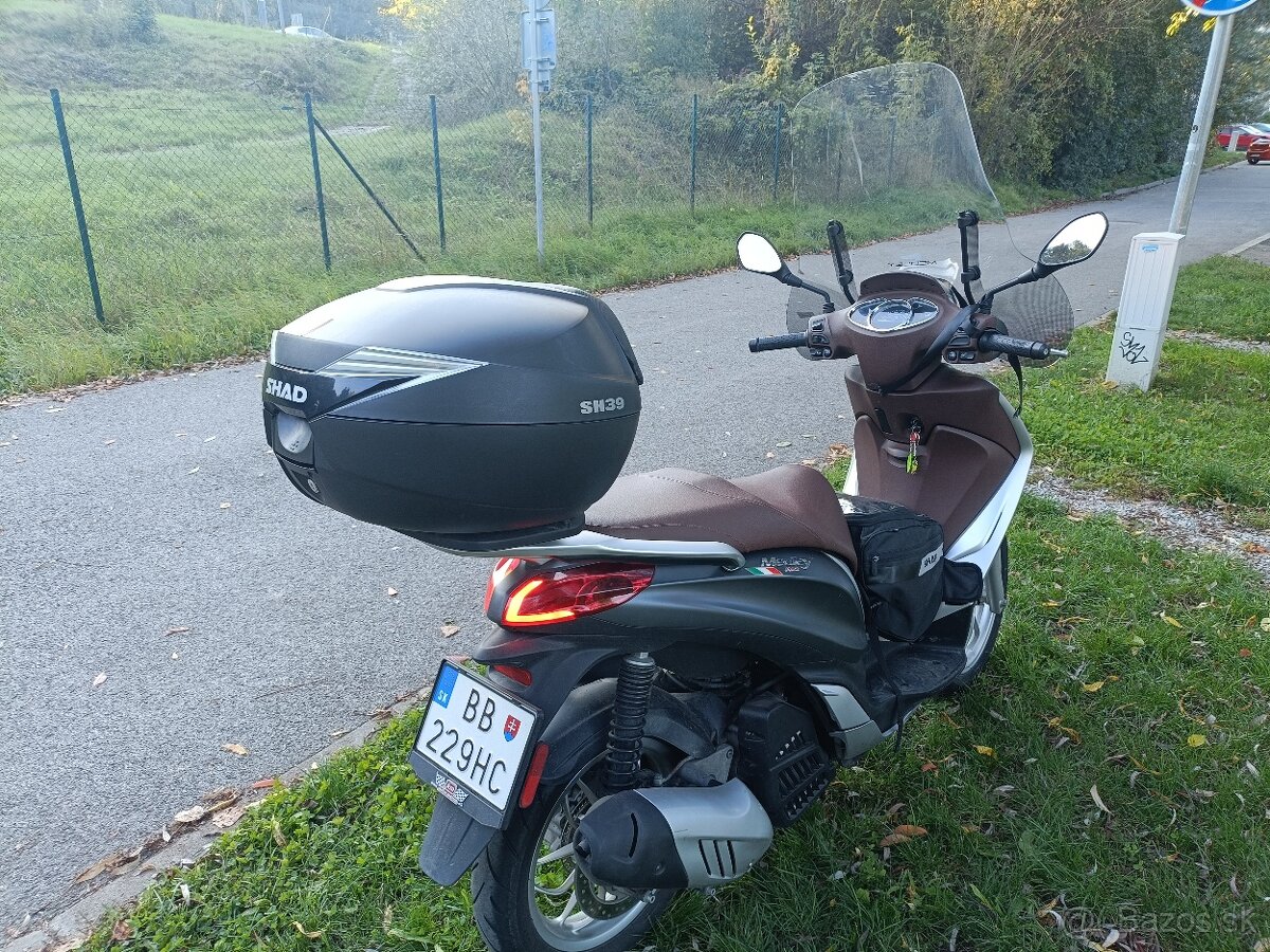 Skúter Piaggio Medley 125 - 2