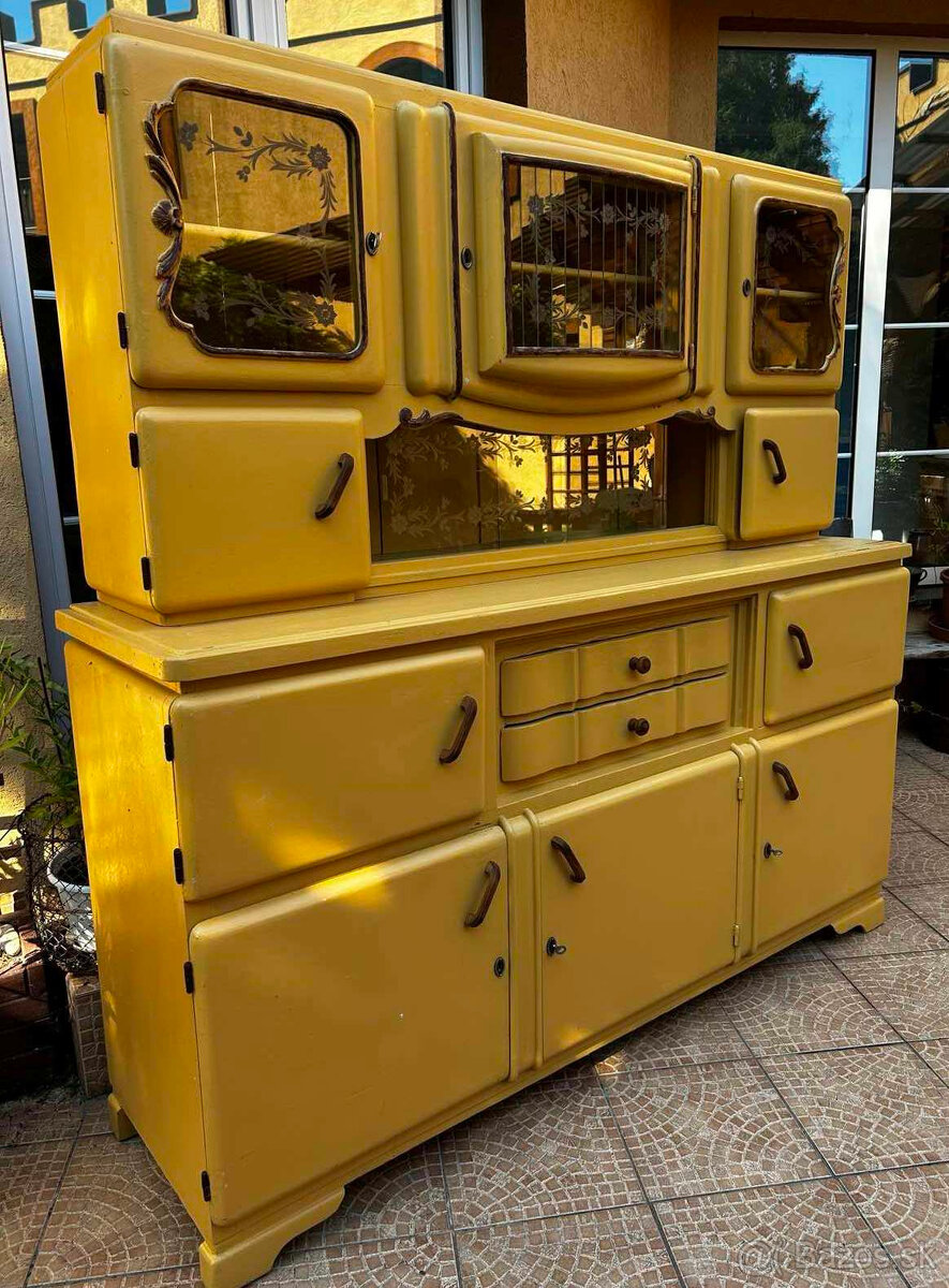 Kredenc / kuchyňa - K54 - 2