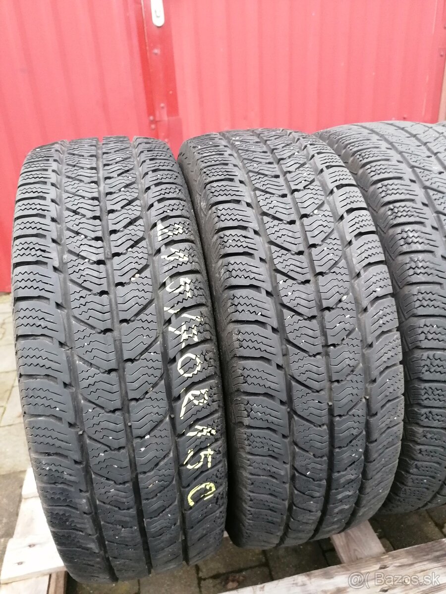 Zimne 215/70R15 C Semperit - 2