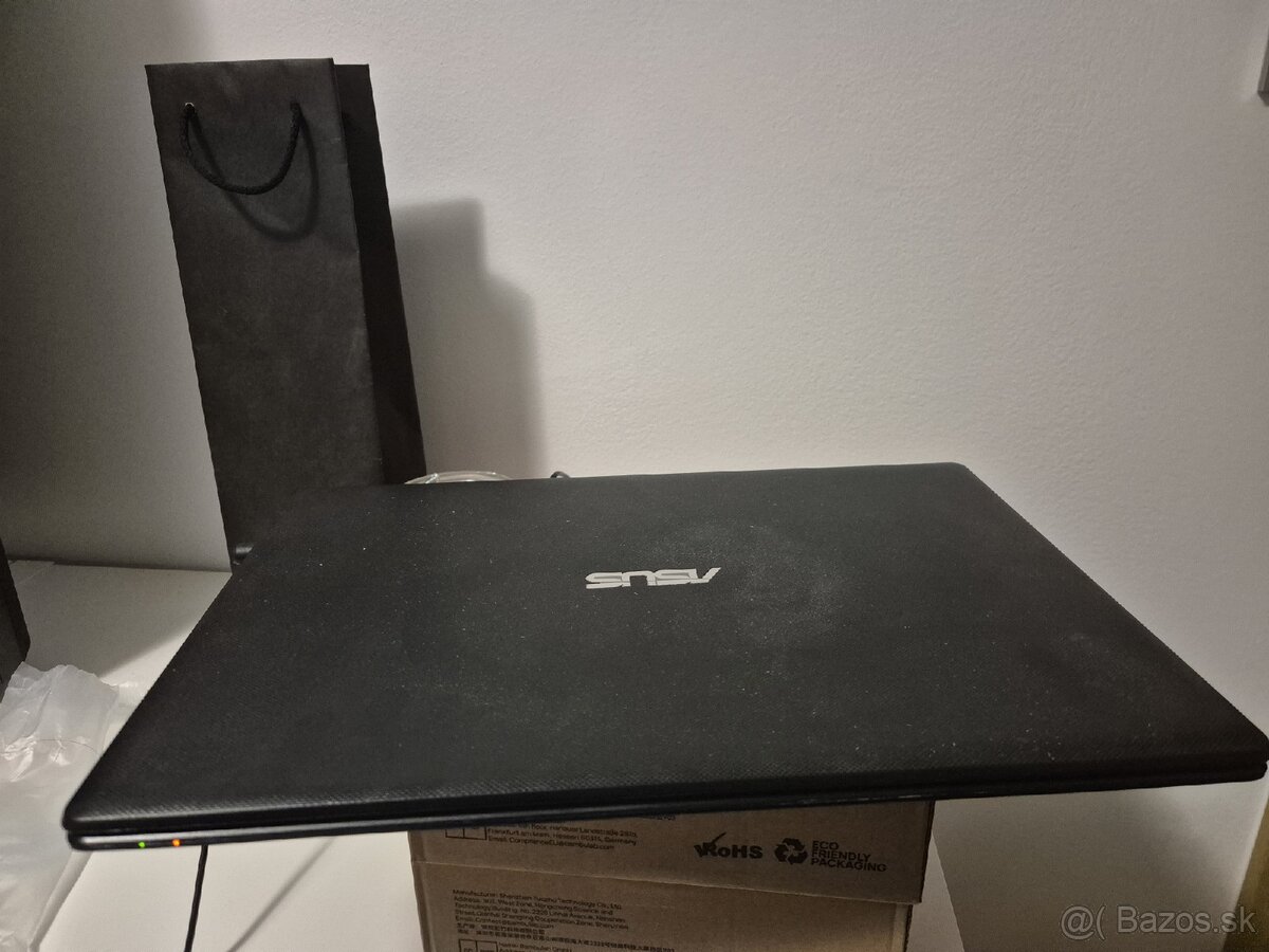 Asus X551CA - 2