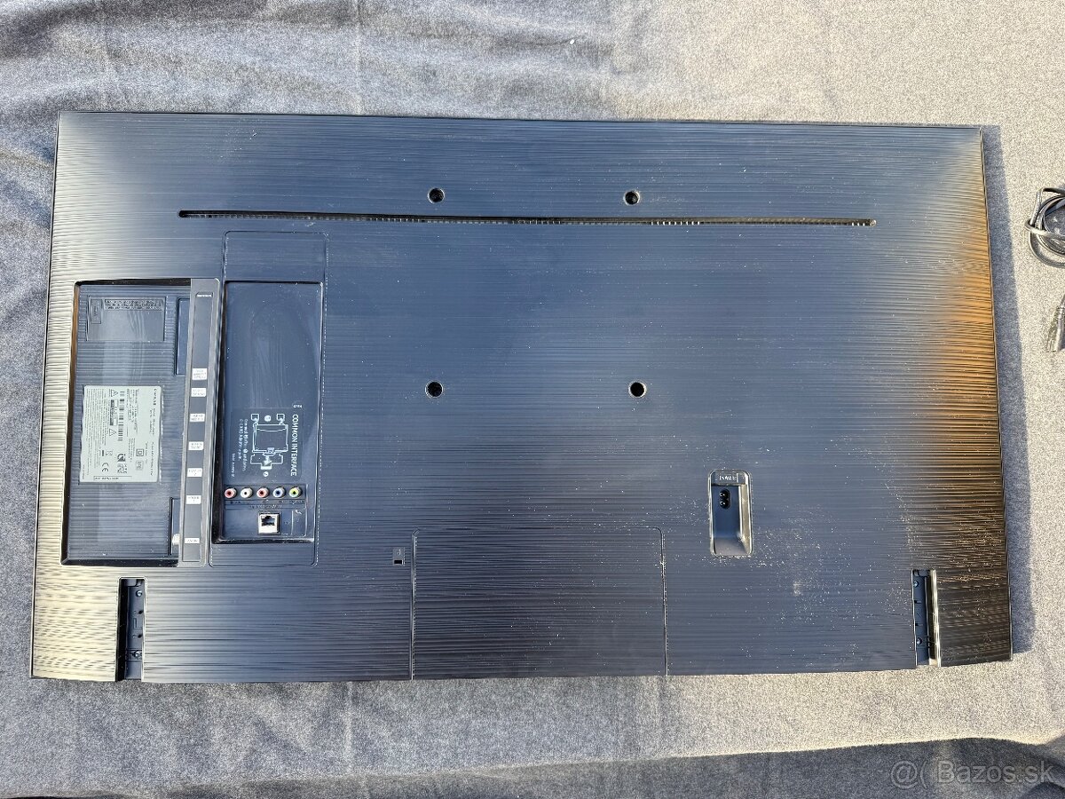 Predám TV Samsung UE43RU7022K - 2