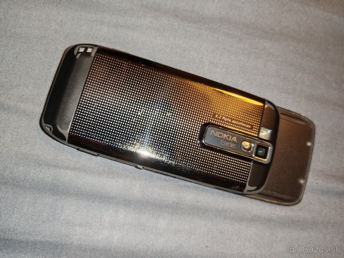 Nokia E66 - 2