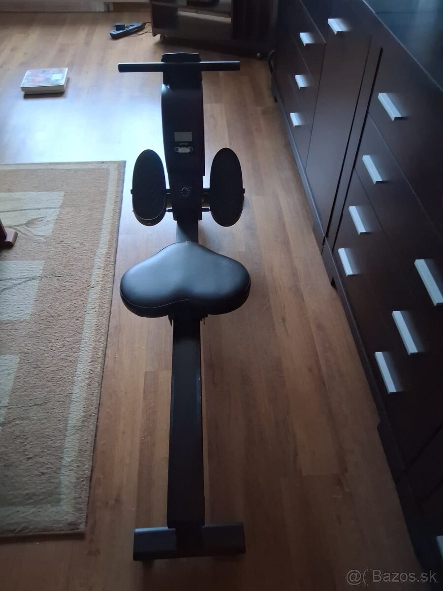 Predám Veslovací trenažér - 2