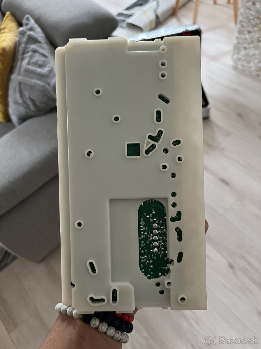 Umyvačka riadu Whirpool / Hotpoint elektronika - 2