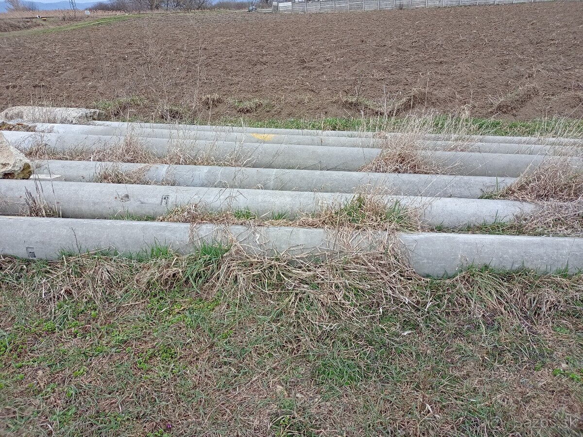 Betónové stĺpy - 2