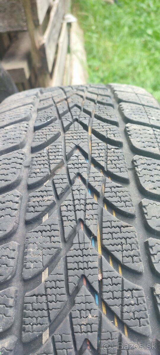 235/55 R19 zimné - 2