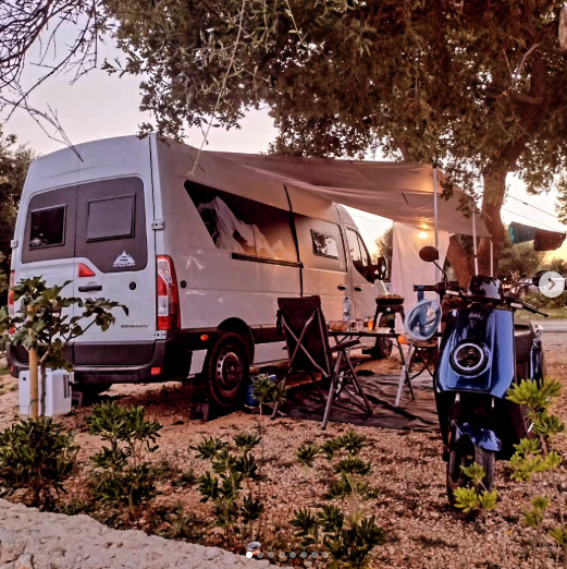 Renault Master Campervan - 2