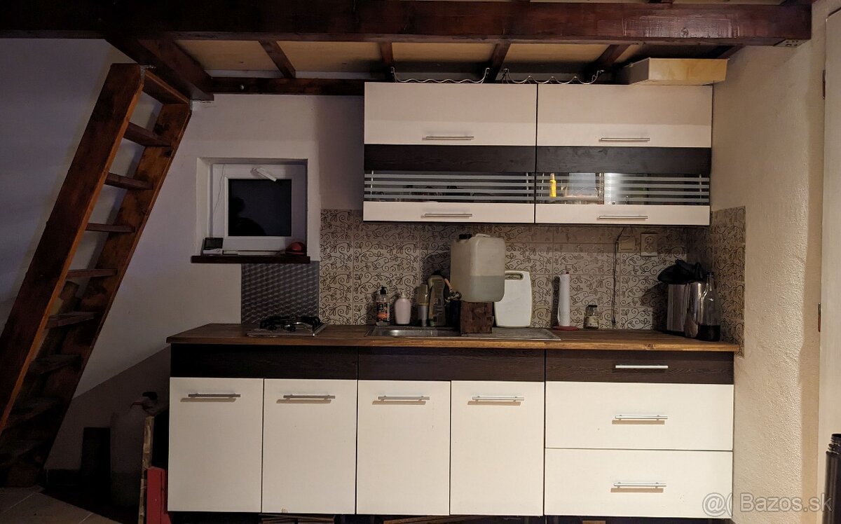 Predám záhradu s novou murovanou chatkou. Želiezovce - 2