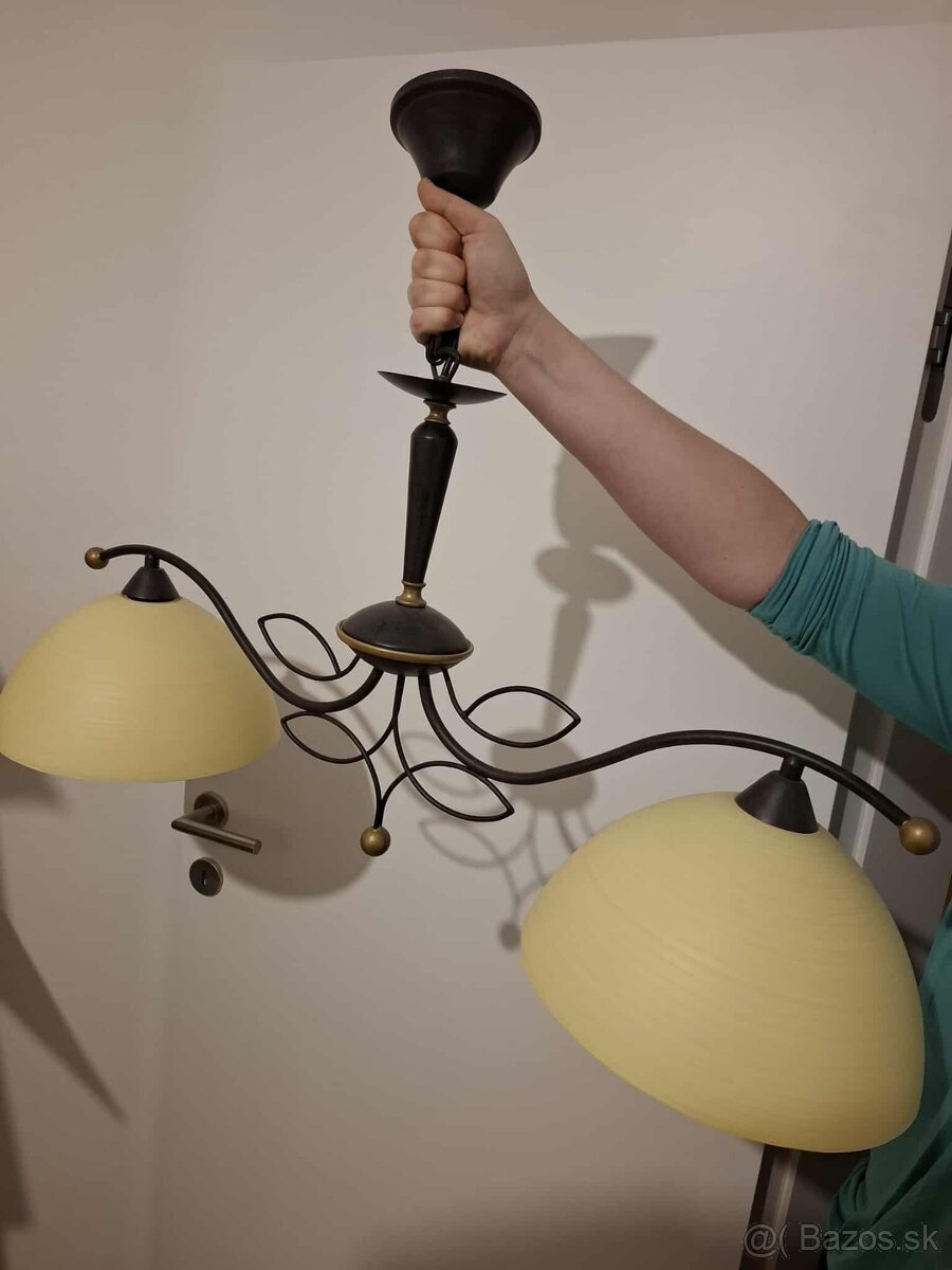 Lustre a nástenné lampy - 2