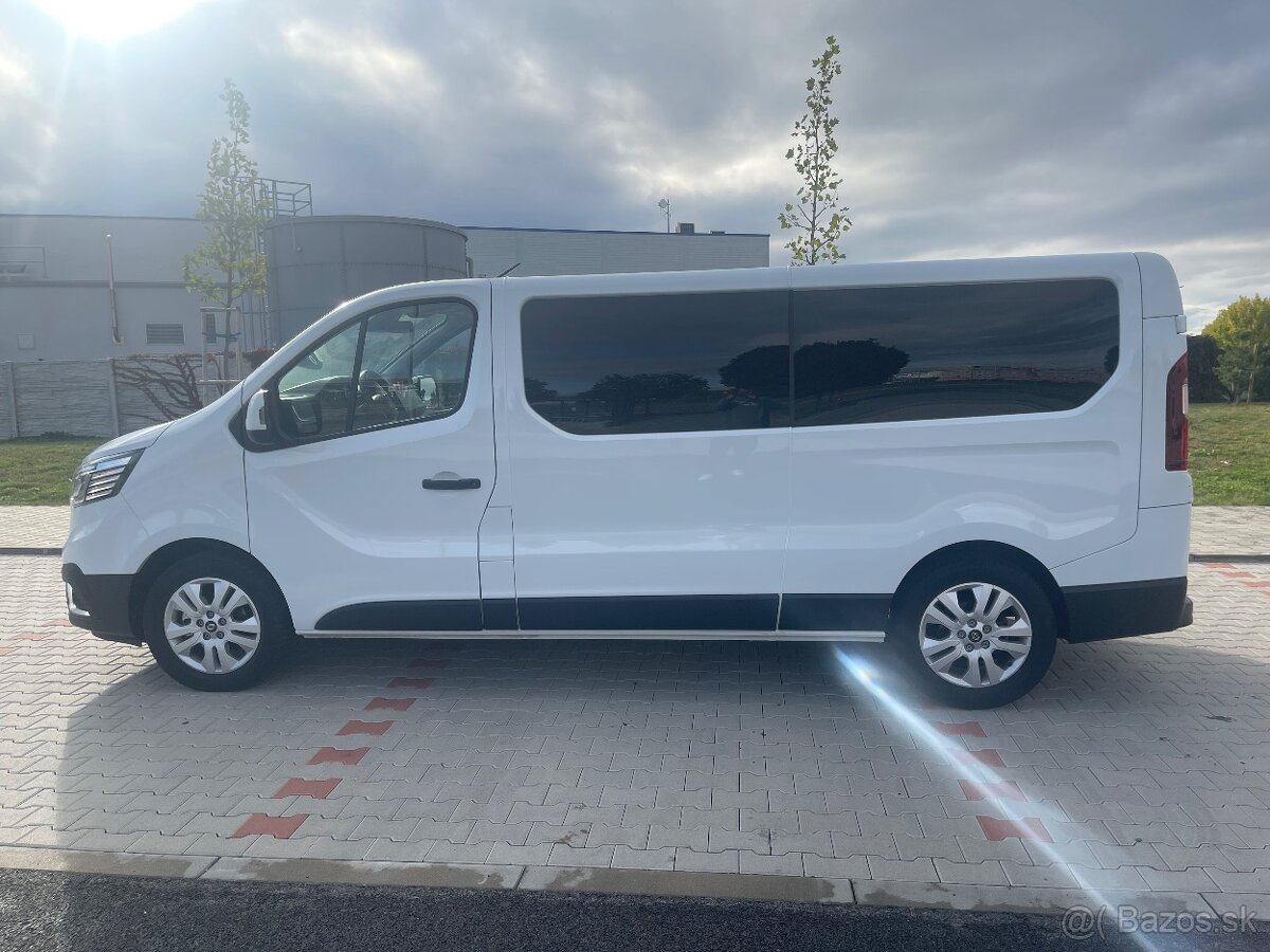 Renault Trafic L2H2 110kw r.v2024 naj 30000km Rezervované - 2