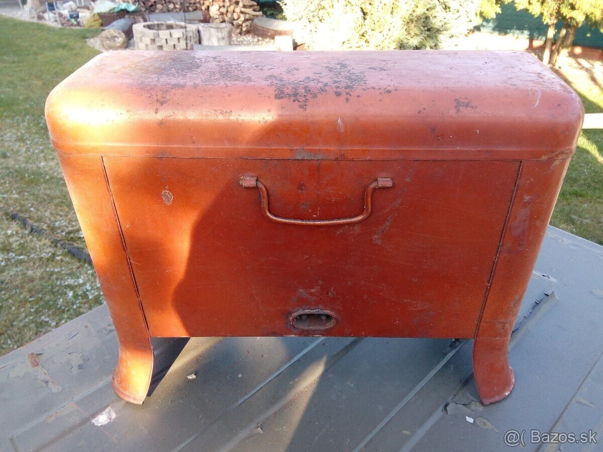 Elektricky ohrievač. - 2