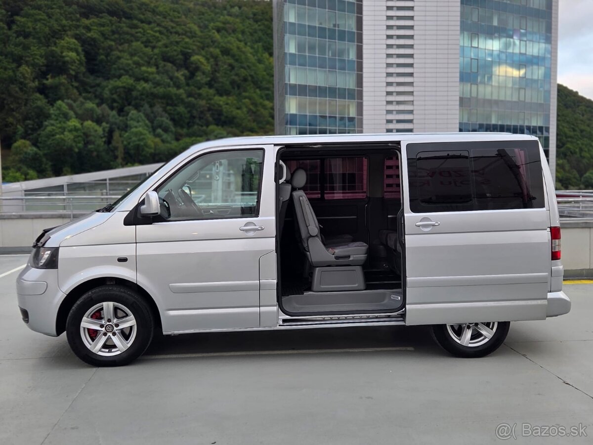 Volkswagen Multivan Highline - 2