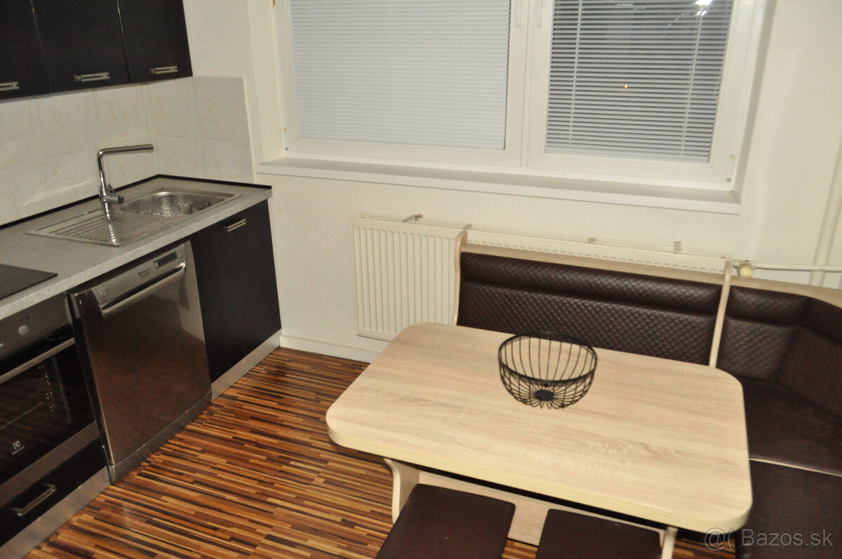 Byt 3+1 na sídl. Mier, Spišská Nová Ves - 2