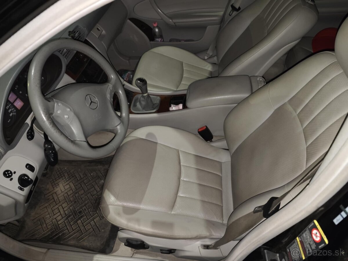 Mercedes C200 Kompressor Combi - 2