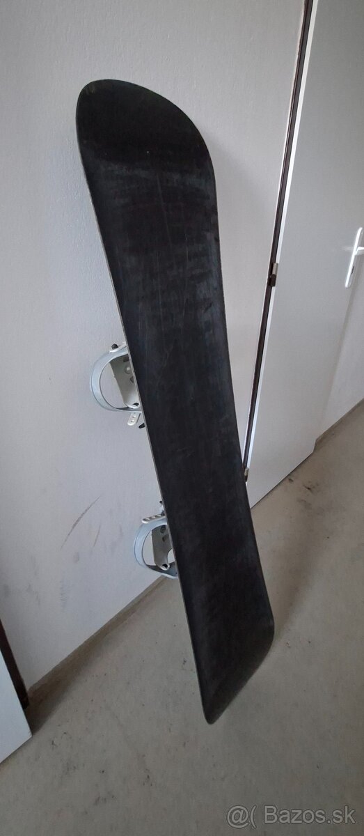Predám snowboard. - 2