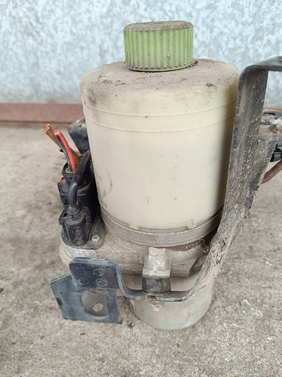 servočerpadlo TRW Skoda Fabia - 2