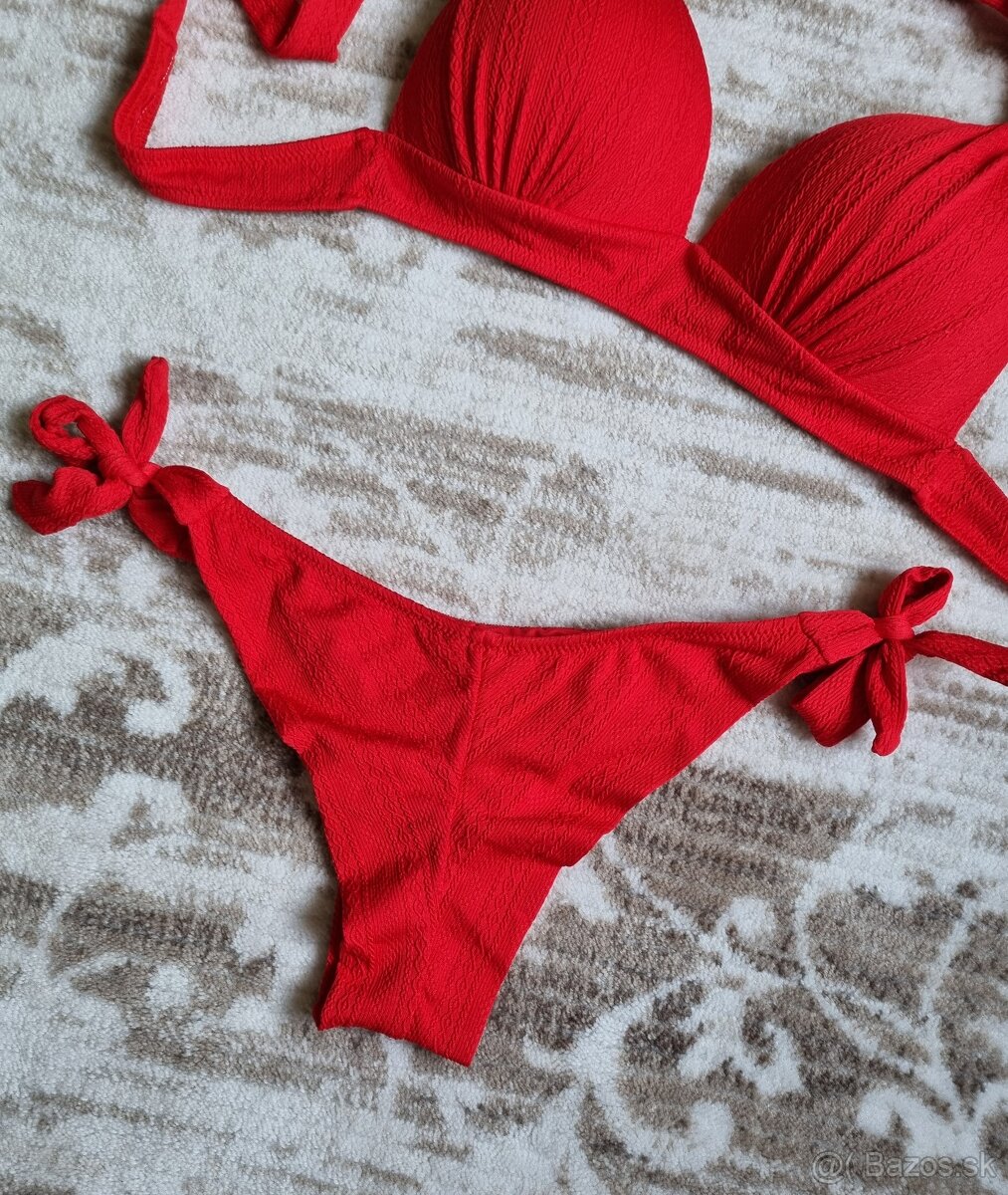 dvojdielne červené plavky - 2