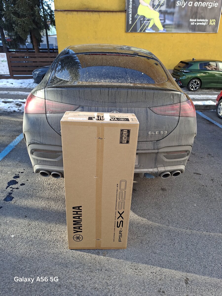 Yamaha psr sx920 - 2