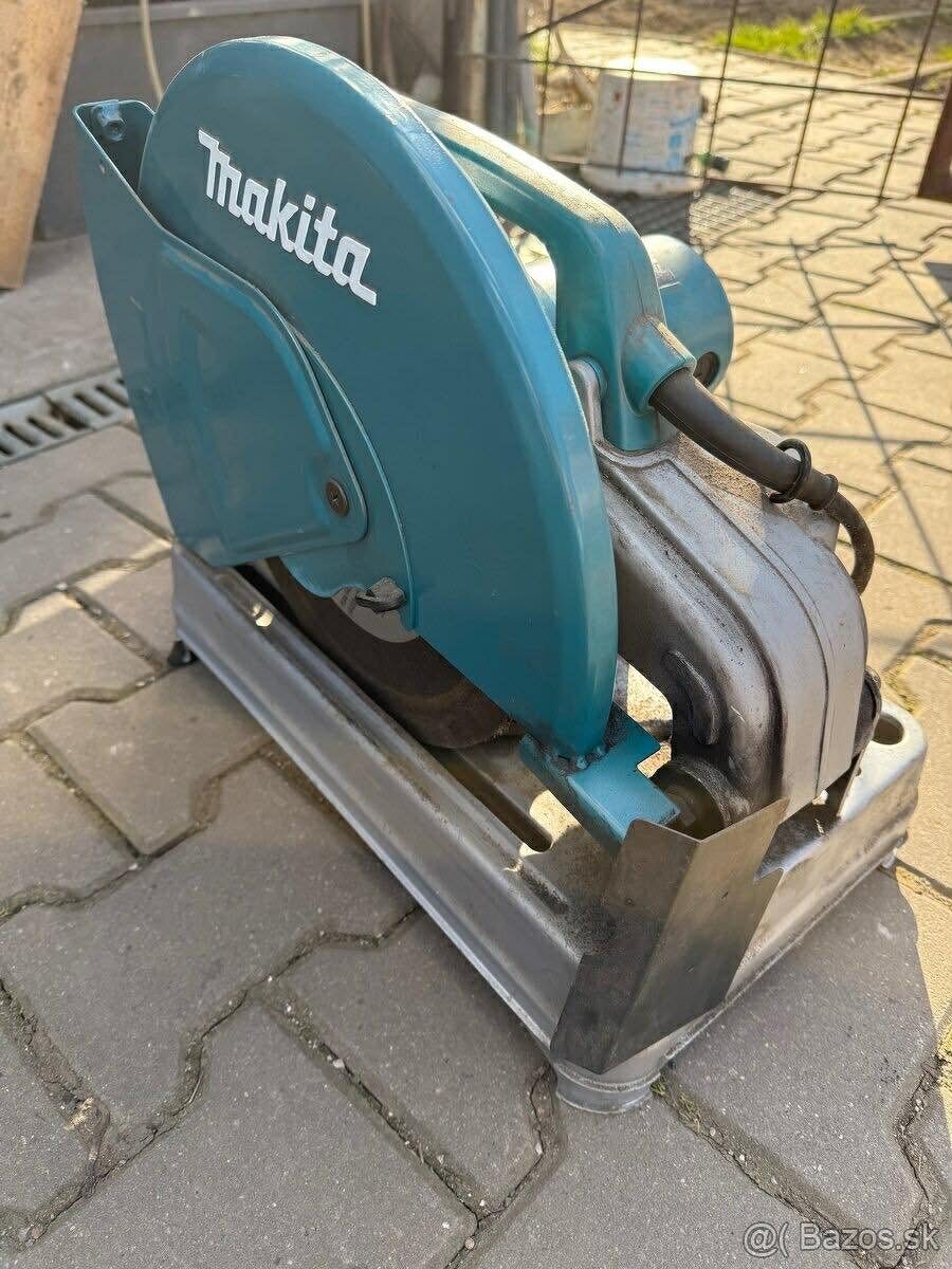 Makita 2414 EN - 2