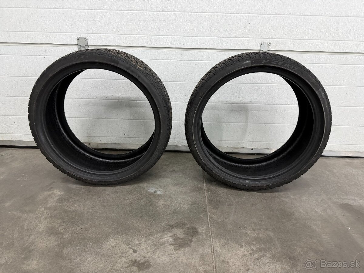 Pirelli P Zero winter 265/30/R19 - 2