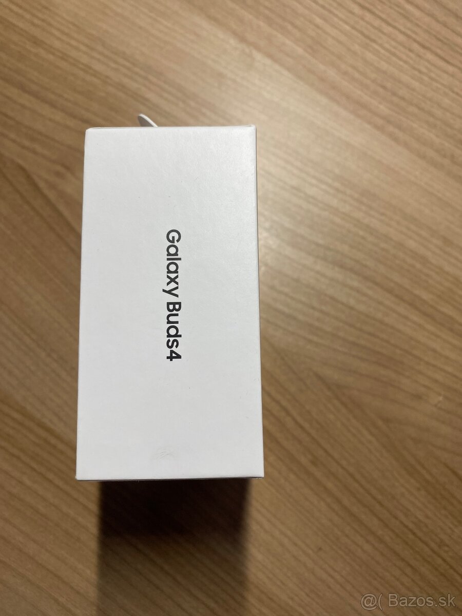 Samsung Galaxy Buds 4 - 2