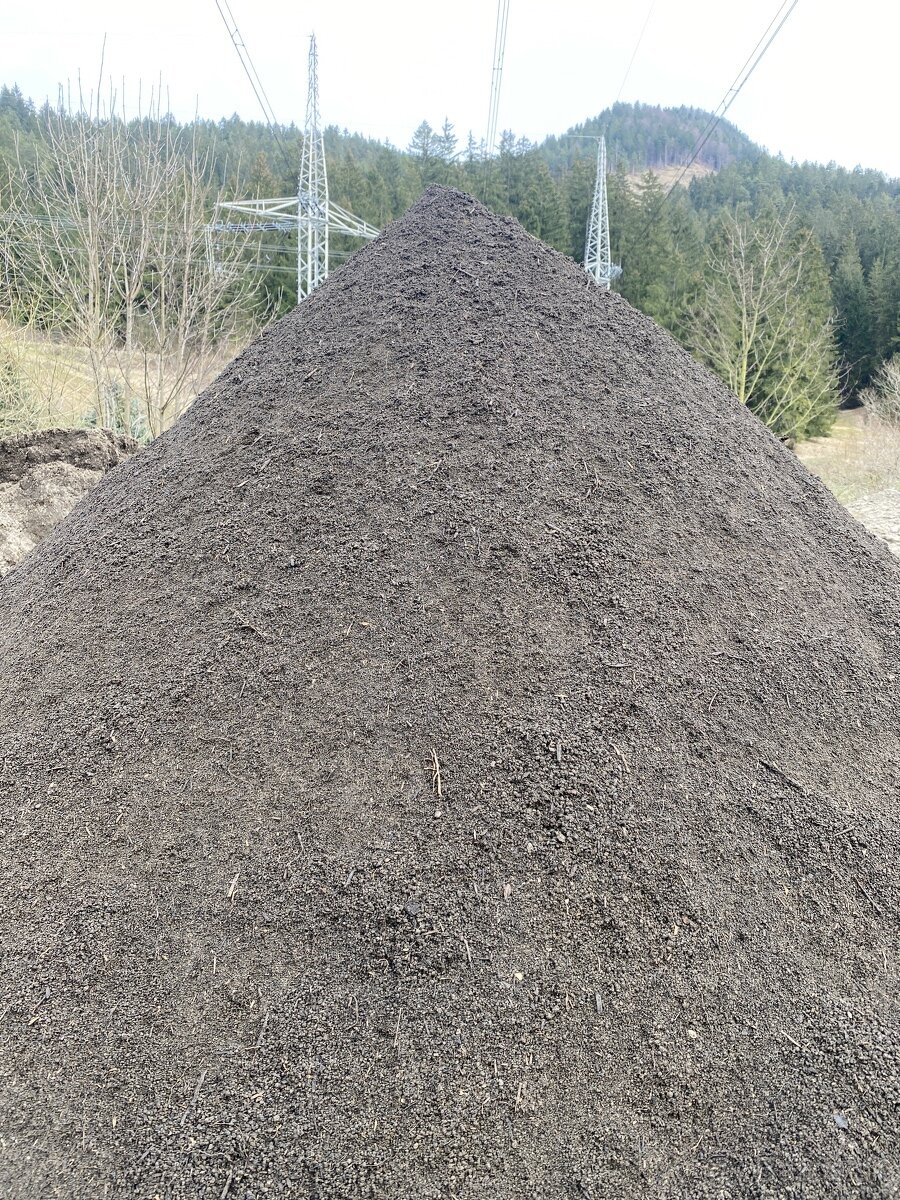 Ornica preosievana záhradná zem, ornica,zem, hlina ,raselina - 2