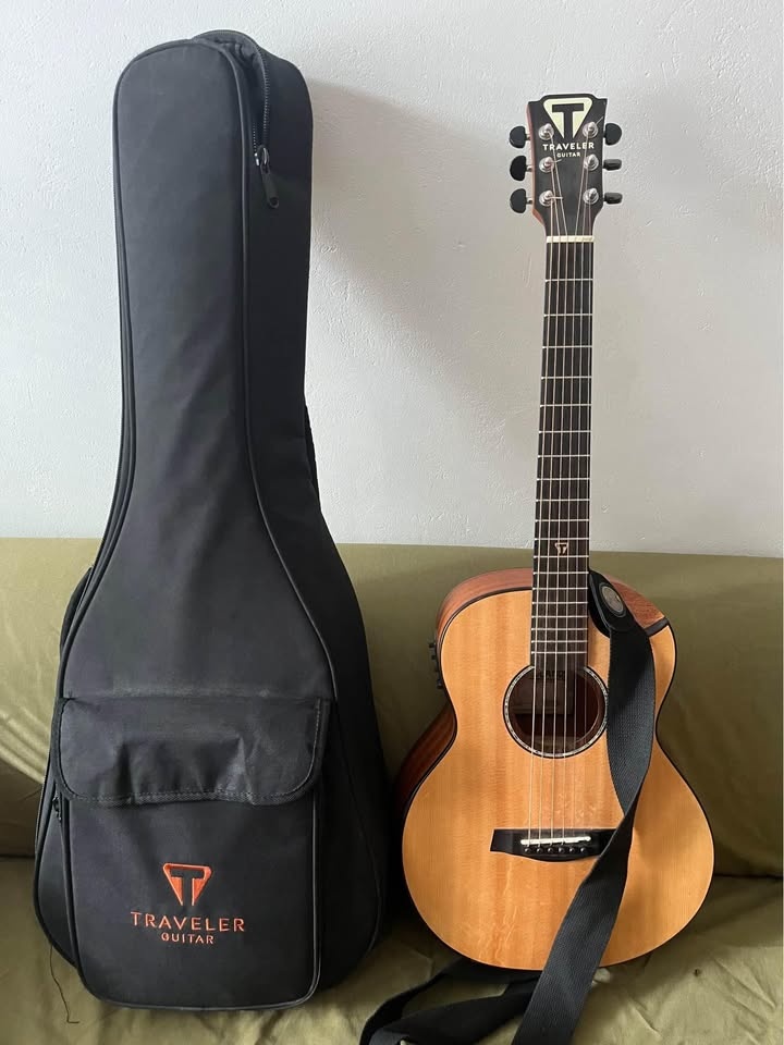 elektroakusticka gitara Traveller Redland Concert Spruce - 2
