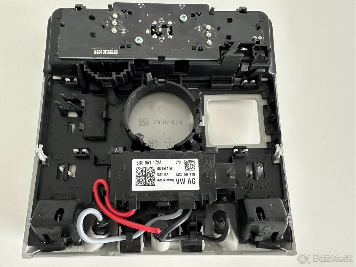 Originál Škoda Karoq predné osvetlenie interiéru - 2