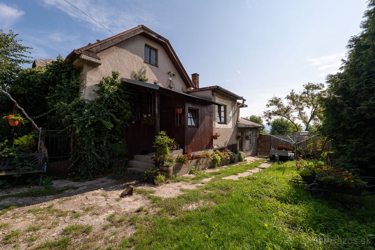 INVESTIČNÝ POZEMOK s možnosťou výstavby až 4 DOMOV | PEREŠ - 2