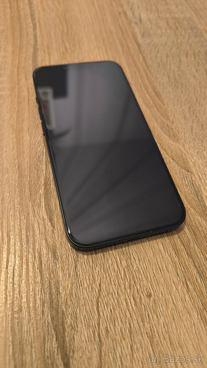 Predám iPhone 14 256GB – Midnight 97% batéria - 2