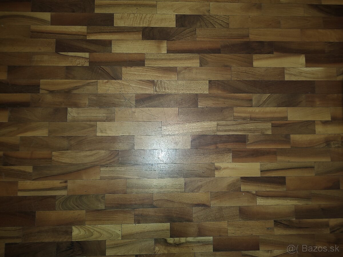 Predám orechové drevené parkety nové - 2