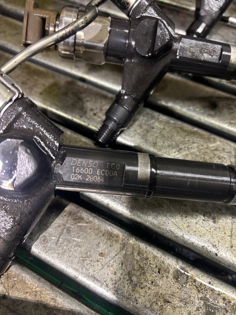 Vstrek nissan navara d40 pathfinder 2.5 dci - 2